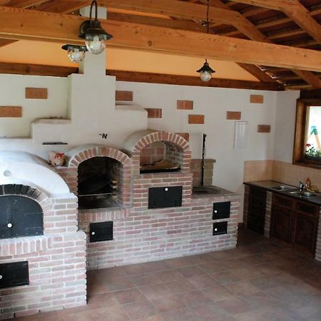 Ubytovanie Tri Ruze Krásnohorské Podhradie Extérieur photo